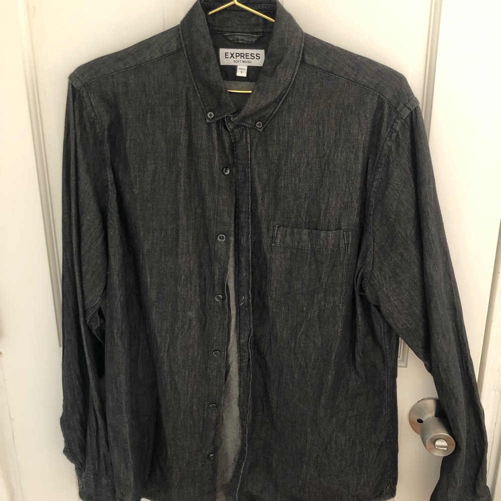 Men’s Express Button Down